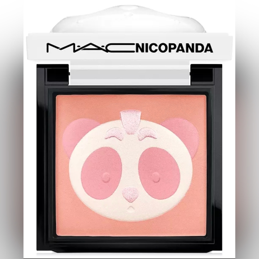BNIB MAC x Nicopanda Color Me Nicopanda Gleamer Face Powder